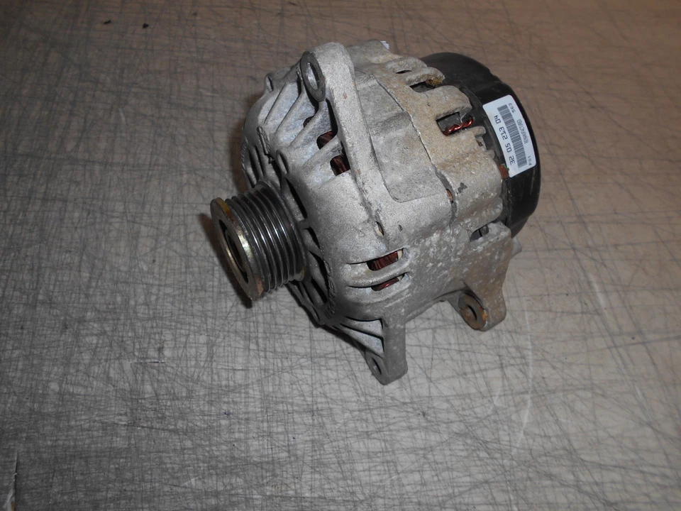 Oldsmobile Cutlass Supreme SL 1996 1997 alternador motor de 3,1 L Foto 1 de 1