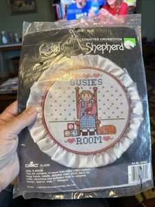 Good Shepherd Counted Cross Stitch Kit Susie’s Room #83582 - Bild 1 von 10
