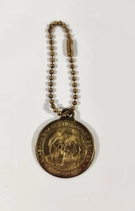 VINTAGE ALABAMA SPACE AND ROCKET CENTER HUNTSVILLE AL KEYCHAIN GOLD TONE  - Picture 1 of 7