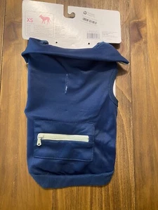 Boots & Barkley™ Athleisure Vest with Zipper Pocket Dog Apparel Navy XS, M, L - Picture 1 of 5