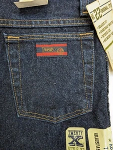 Boy's Wrangler® 20X® Reg Fit Relaxed Dark Stone Jean (16) 22BWXSN - Picture 1 of 5