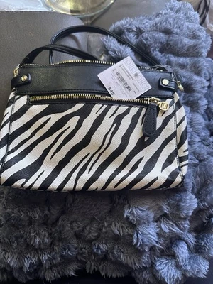 Bolsos de mano para mujer Foto 1 de 4