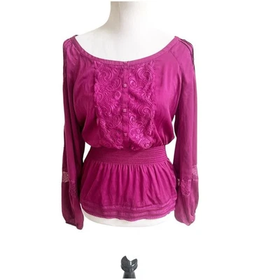 Top Bebe Y2K Peplum satinado manga larga talla XS rosa fucsia abertura hombro encaje Foto 1 de 4