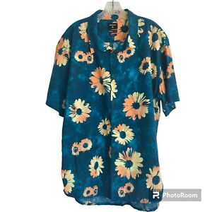 QUICKSILVER Hawaiian Shirt Men's 2XL Reg fit Short Sleeve Colorful Beach Floral