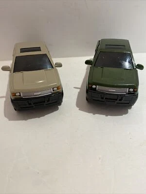 John Deere Chevy Green and Tan Dually ERTL Pick Up Truck Pre-owned. (2) - Image 1 of 4