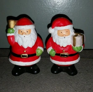 TIMBRE DE CAMPANA DE NAVIDAD SANTA CLAUS Y AGITADOR DE SAL Y PIMIENTA DE REGALO 3-1/4" T CON ENCHUFE - Imagen 1 de 6