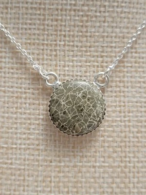 Collar único de coral fosilizado. Plata de ley 925. Hecho a mano. Hermoso!  Foto 1 de 4