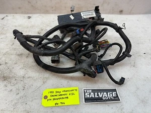 1997 JEEP WRANGLER TJ 2.5 ENGINE FUSE BOX HARNESS LOOM 56009980AB - Picture 1 of 8