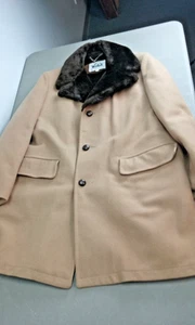 vintage Woolrich Faux Fur Lined Men's Tan Trench Coat Size 42 Regular - Picture 1 of 24