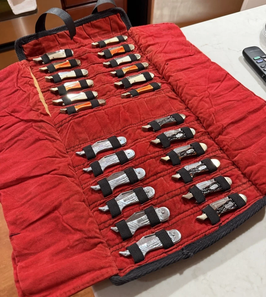 ENORME COLECCIÓN DE CUCHILLOS VINTAGE CON ESTUCHE DE CUERO Abridor de botellas Pierna Dama Raro Foto 1 de 4