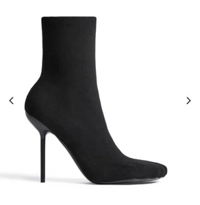 Balenciaga Anatomic $1590 Black 110mm Knit Booties - Picture 1 of 5