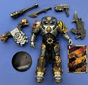 McFarlane Warhammer 40,000 IRON WARRIOR Chaos Space Marines 7" 1:10 COMPLETE 40k - Picture 1 of 2