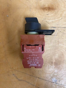 Siemens 3SB 14 00-0B Black Switch - Bild 1 von 5