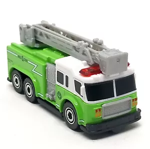Majorette US Fire Truck RES1CUE Green Hero Patrol 3 pollici senza pacchetto - Foto 1 di 6