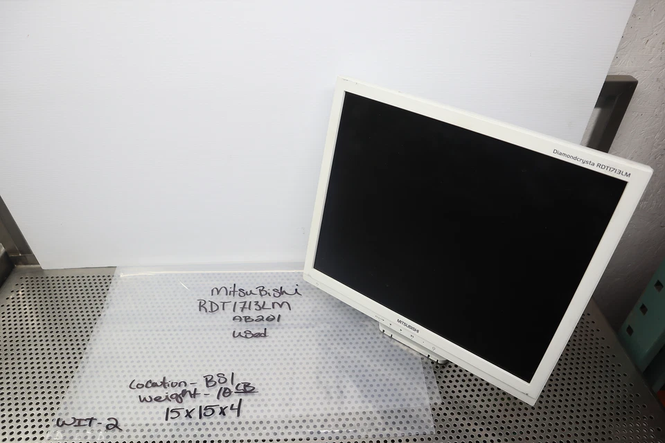 Монитор Mitsubishi Diamondcrysta RDT1713LM модель AB201 AC100-240 В 50/60 Гц б/у - Изображение 1 из 4