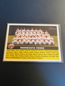 2005 Topps Heritage Minnesota Twins Team Card #146