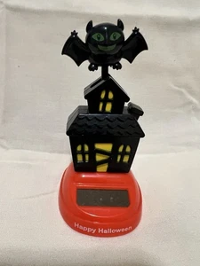 Casa stregata Halloween danza solare - Foto 1 di 4