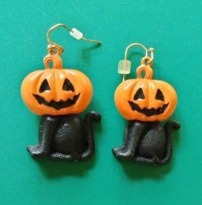 Vintage Halloween schwarze Katze mit Kürbis über dem Kopf Ohrringe (135 - 2135) - Bild 1 von 6