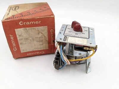 Cramer 10020 Timer Silver Time Range 60 Second 115 Volt 1.3 Watt 60Hz 6 RPM - Image 1 of 4