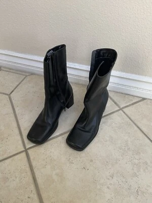 Bass Black Leather Mid Heigh Boots Size 8 - Image 1 of 4