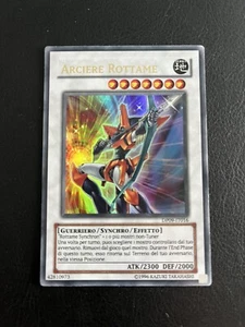 YU GI OH CARTA ARCIERE ROTTAME ULTRA RARA DP09-IT016 COLLEZIONE DECK SYNCHRO - Foto 1 di 3
