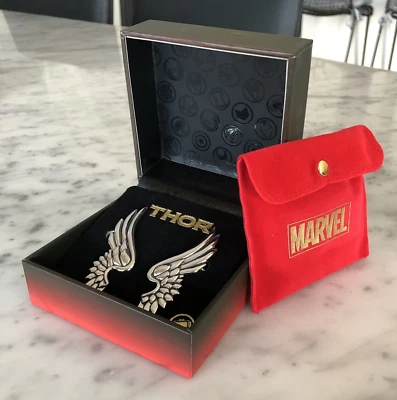 RETIRADO MARVEL X ROCKLOVE THOR PENDIENTE ALADO ESCALADORES PLATA ESTERLINA NUEVO EN CAJA Foto 1 de 4