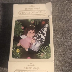 Hallmark 1981 Thimble Angel 4th Ornament - Picture 1 of 6