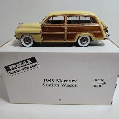 1949 Mercury "Woody" Station Wagon 1/24 Scale Diecast from Danbury Mint - Image 1 of 4