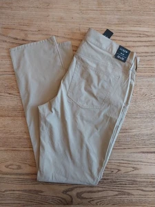 NWT J. Crew Performance Slim Fit Tech Beige Pants Mens Sz 32x31 - Picture 1 of 8