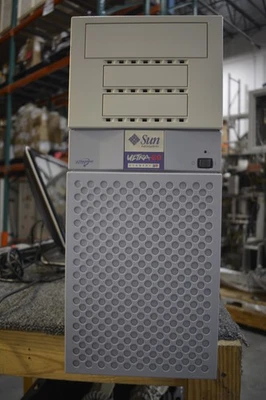 600-6992-01 / ULTRA60 WRKSTTN, 300MHZ, 1GB RAM, 2X18GB DSK / SUN MICROSYSTEMS - Image 1 of 2