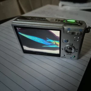 FAULTY Pentax Optio S7 7.0MP Digital Camera - Picture 1 of 5
