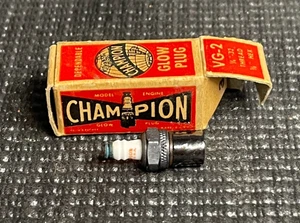 Motor de avión modelo de gasolina Champion vintage en muy buen estado-2 bujía incandescente coche de amarre - Imagen 1 de 8