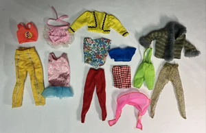 Vintage Barbie oder Clone Puppenkleidung 13 Stück - Bild 1 von 14