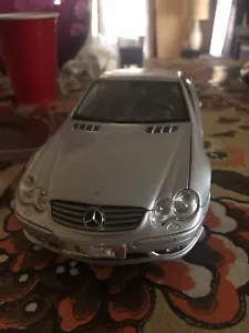1/18 MAISTO 2003 MERCEDES-BENZ SL55 AMG - Picture 1 of 9