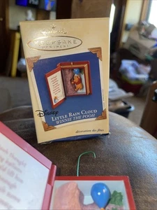 Ornamento Little Rain Cloud Hallmark 2003 Winnie The Pooh - Imagen 1 de 9