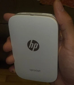 HP Sprocket 100 Portable Photo Printer No Cable - Picture 1 of 6