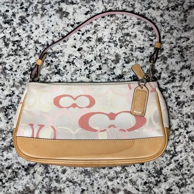 Bolso de Hombro Y2K Coach Signature Demi Baguette - Rosa Foto 1 de 4