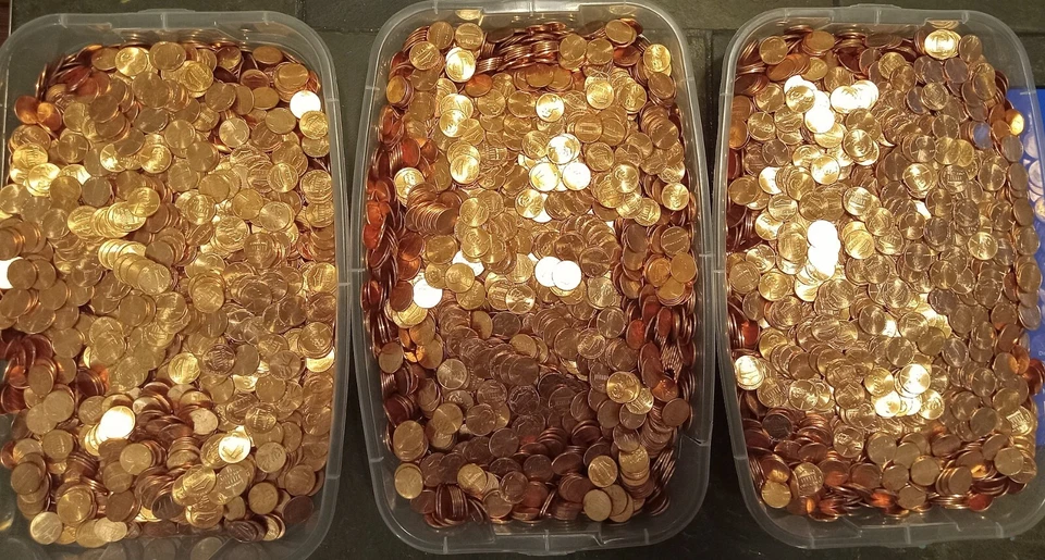 2000 - 2023 Lincoln cent 3 lb grab bag BU Uncirculated Red - Image 1 of 1