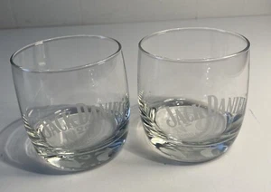 Juego de 2 vasos Jack Daniels antiguos n.º 7 grabados rocas de whisky fondo redondo para beber - Imagen 1 de 11