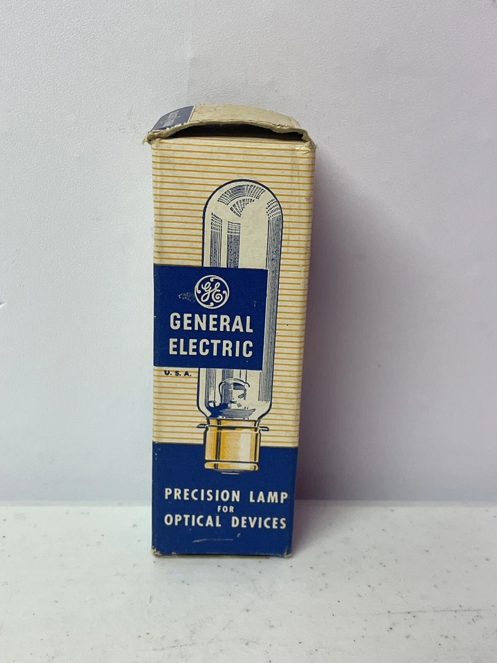 GE Precision Lamp for Optical Devices Base Down 200W -120V  CG81-X New Open Box - Image 1 of 4
