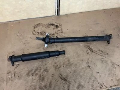 Eje de transmisión trasero BMW 535XI 3,0 L AT 14-19 OEM B Foto 1 de 4