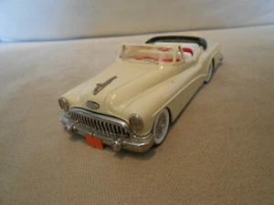 " 1953 Buick Skylark " Brooklin 1:43 elfenbein RAL 1014 - Bild 1 von 11