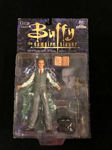Giles from Buffy the Vampire Slayer - Moore Action Collectibles 2000 - Picture 1 of 2