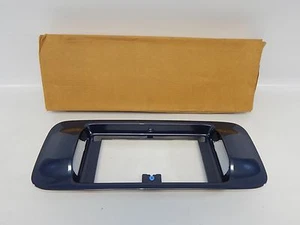 New OEM 1998-1999 Isuzu Rodeo Tail Gate Trim Finish Panel License Plate Blue - Bild 1 von 5