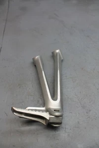 2007 SUZUKI GSXR750 RIGHT REARSET REAR SET PASSENGER FOOT PEG REST - Bild 1 von 8