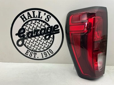 Conjunto de lanterna traseira GMC SIERRA 3500 esquerda 20 21 22 23 INCANDESCENTE - Imagem 1 de 4