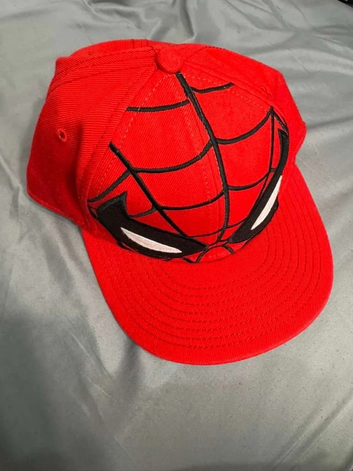 Spider-Sense Spider-Man Red Snapback Hat – Marvel Comics Embroidered Cap L - Image 1 of 3