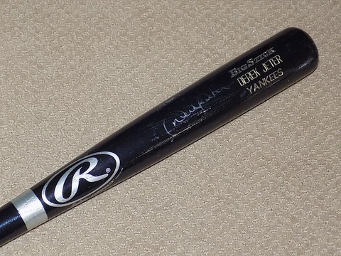 Derek Jeter Signed Adirondack Game Bat 1998 New York Yankees HOF PSA Cover