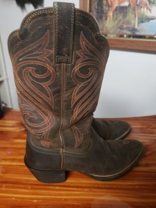 ariat stax studded wedge bootie