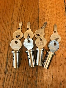 4 Lock and Key gumball candy vending machine Northwestern Eagle Oak A&a Acorn - Picture 1 of 2